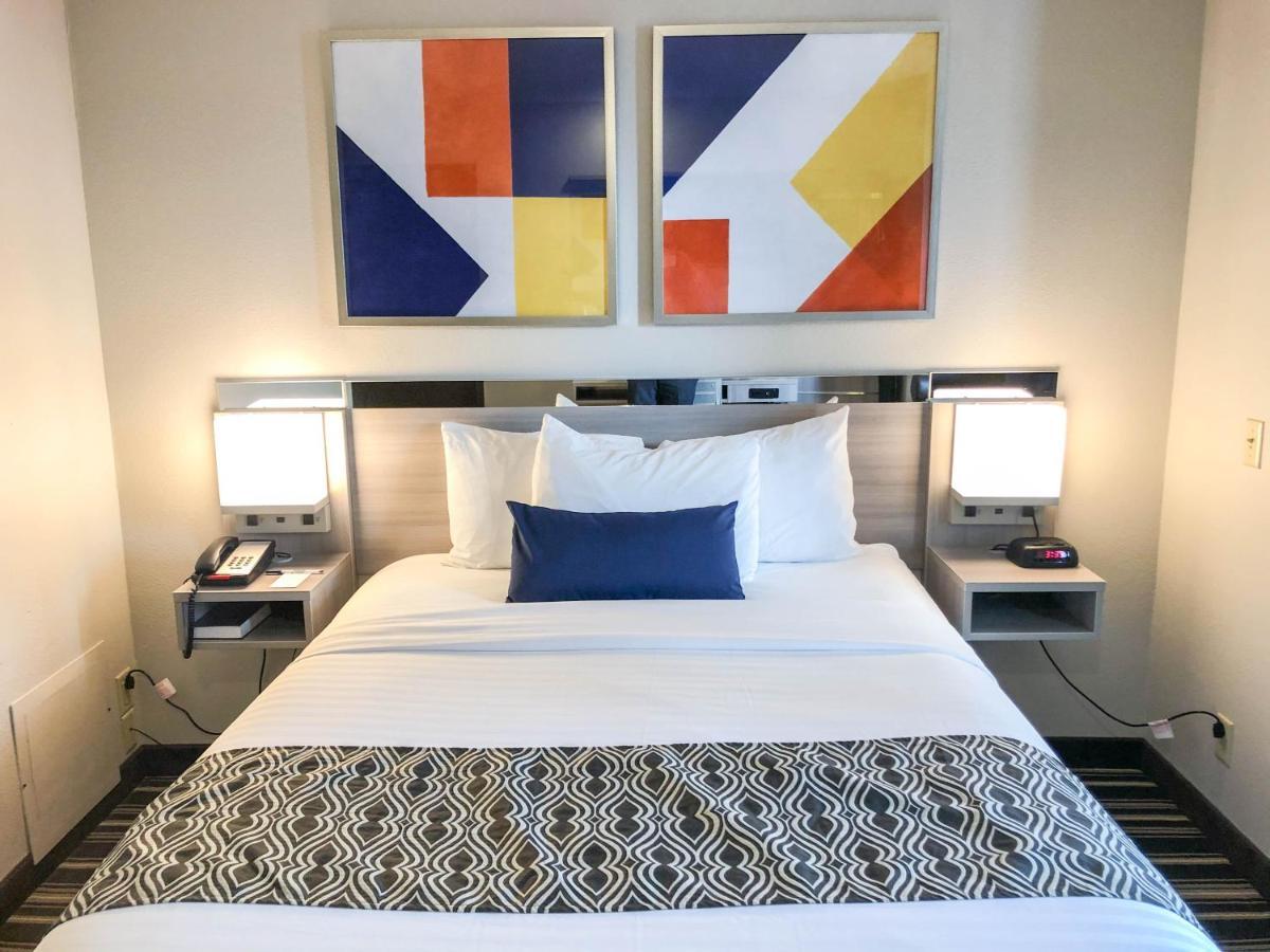 Microtel Inn & Suites By Wyndham Eagan/St Paul Bagian luar foto