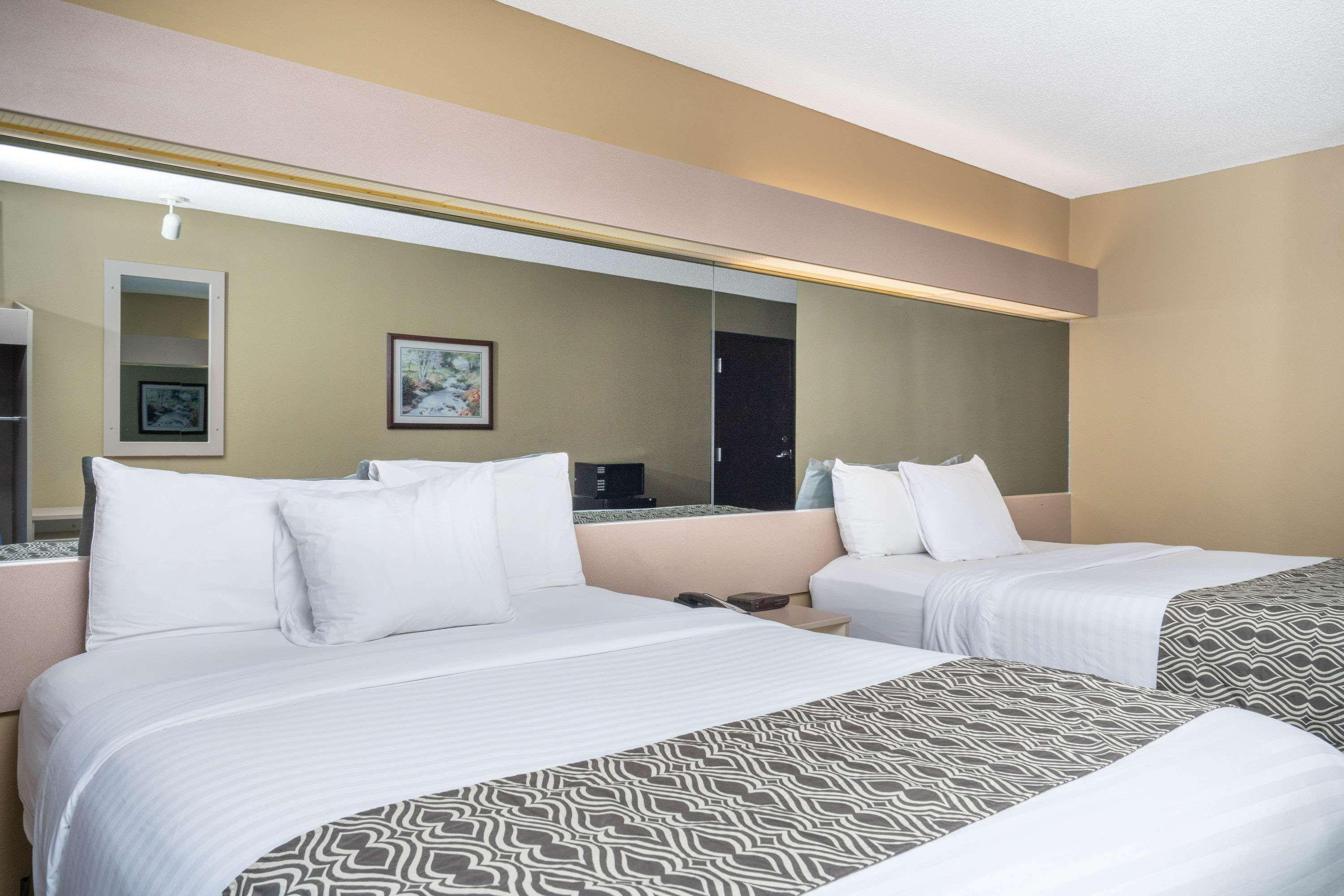 Microtel Inn & Suites By Wyndham Eagan/St Paul Bagian luar foto