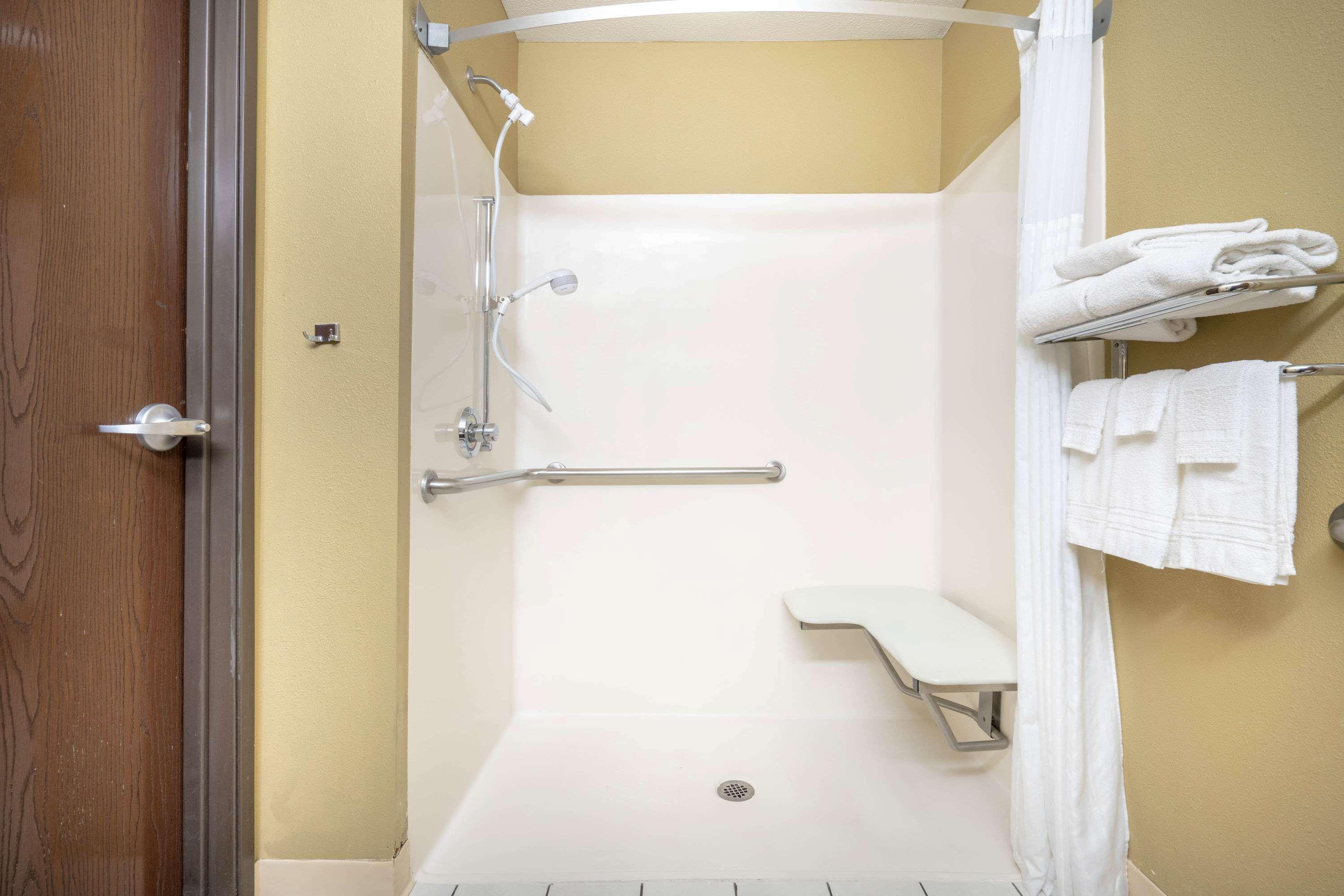 Microtel Inn & Suites By Wyndham Eagan/St Paul Bagian luar foto