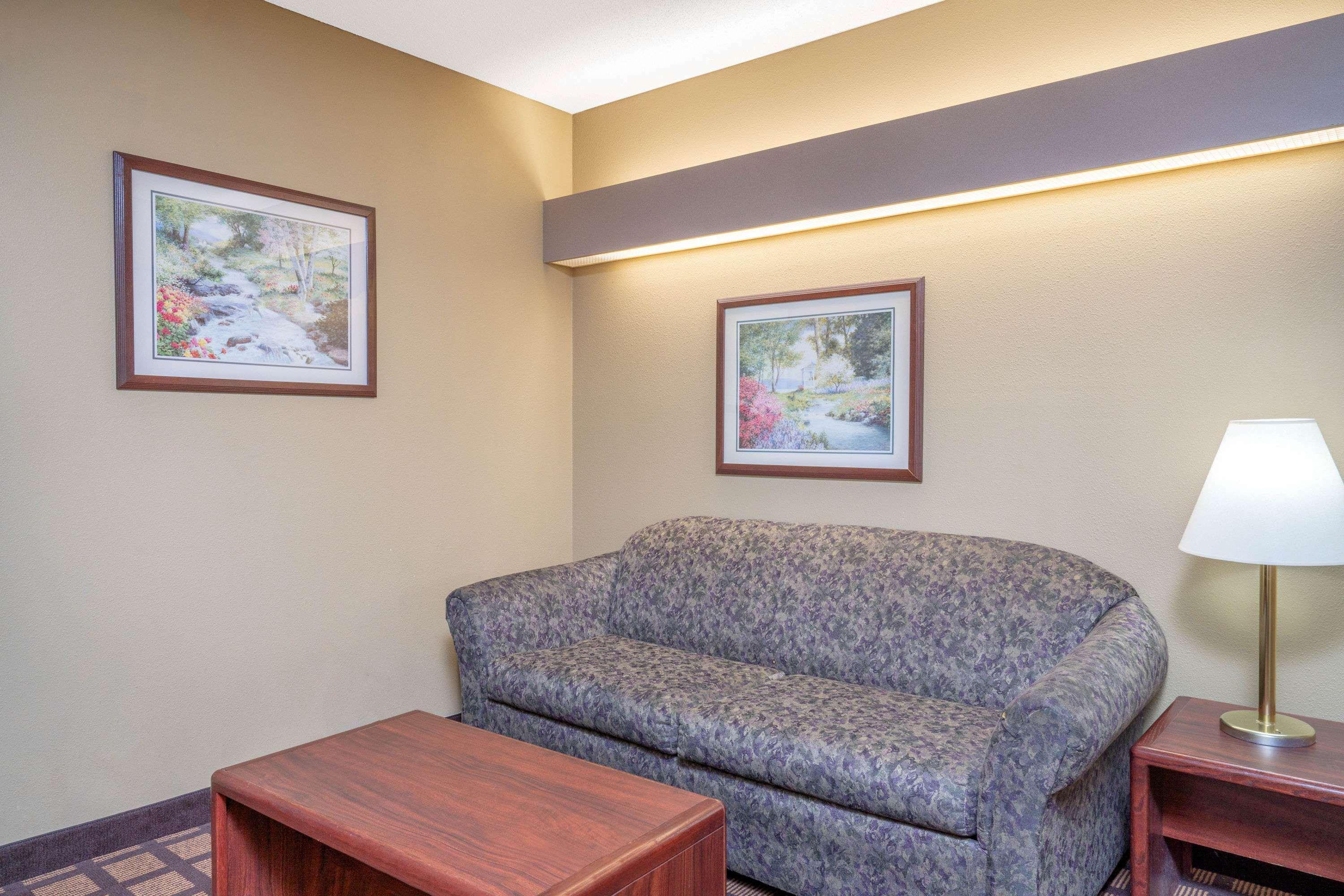 Microtel Inn & Suites By Wyndham Eagan/St Paul Bagian luar foto