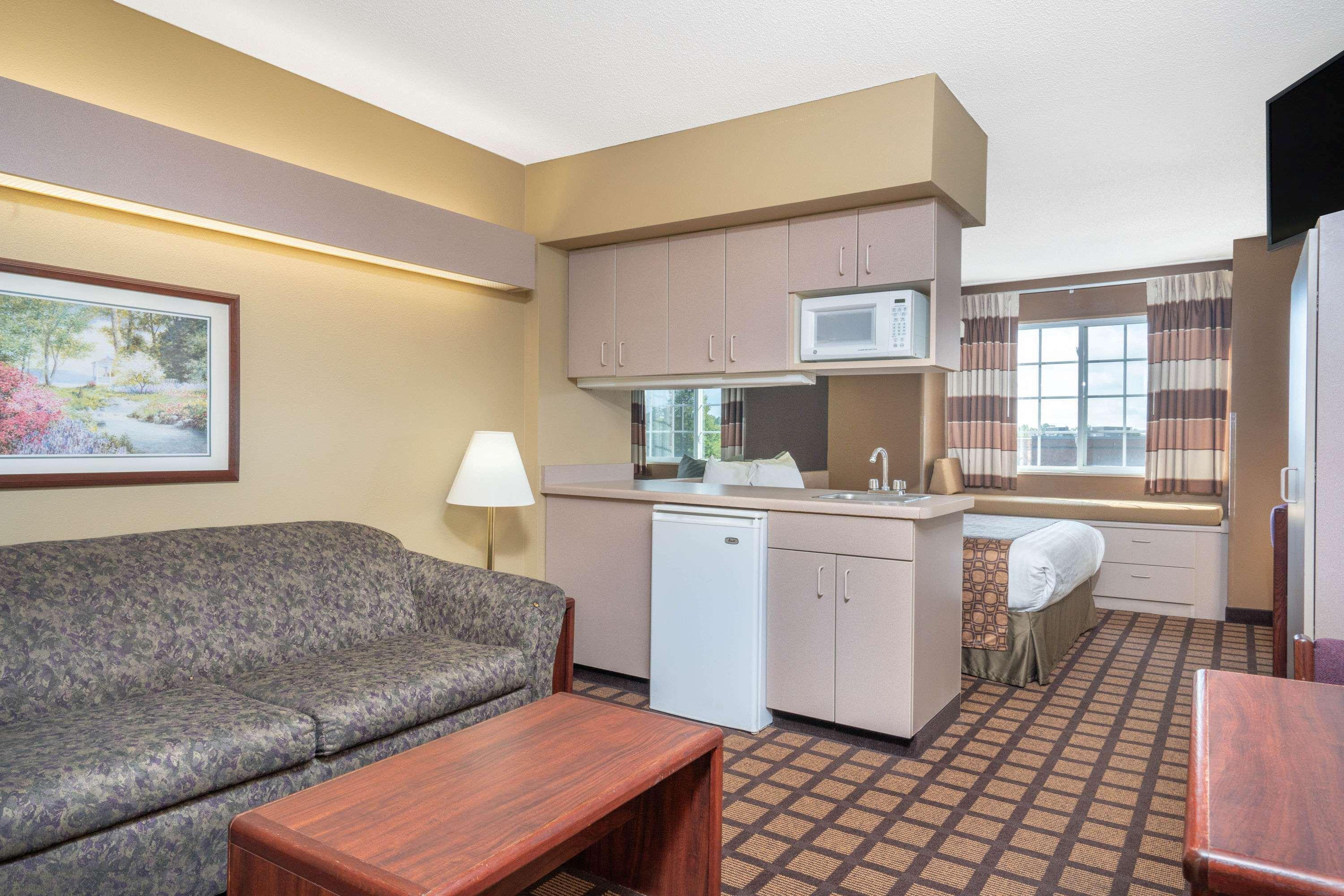 Microtel Inn & Suites By Wyndham Eagan/St Paul Bagian luar foto