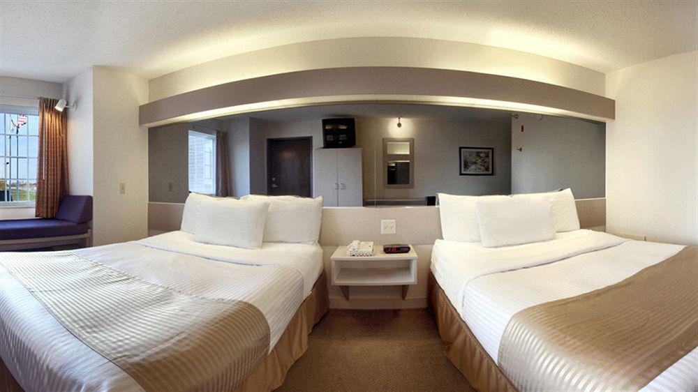 Microtel Inn & Suites By Wyndham Eagan/St Paul Bagian luar foto